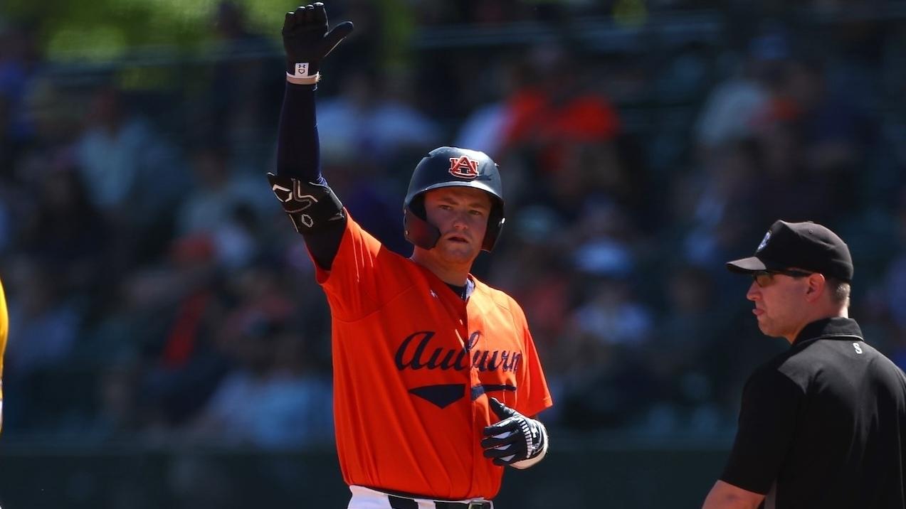 No. 11 Auburn upsets No. 3 LSU for the first time since 1988